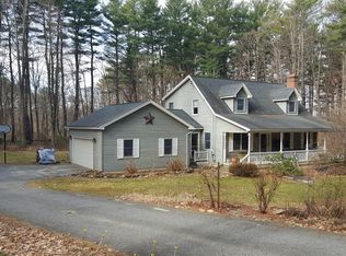 32 Gardner Ave, Sturbridge, MA 01566