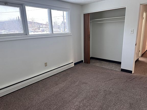 4th image of 434 Eureka Ave Unit C