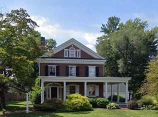 1042 Marietta Ave, Lancaster, PA