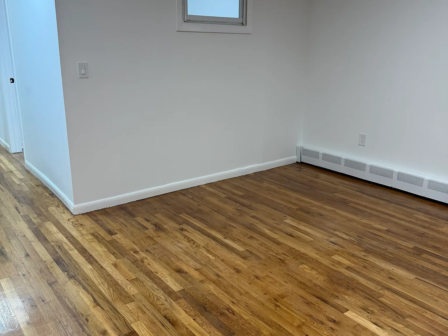3 bed, 1100 sqft, $3,500 — Photo 3