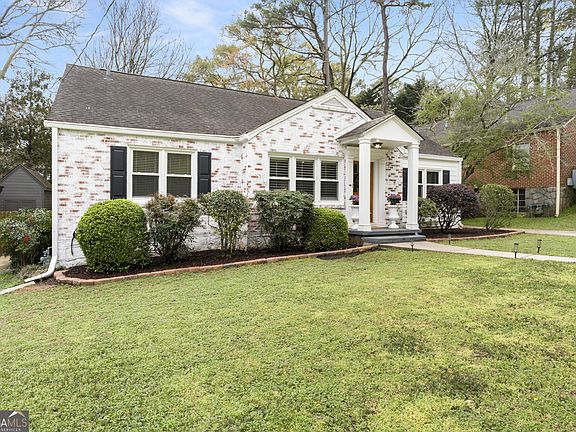 2nd image of 234 Garden Ln