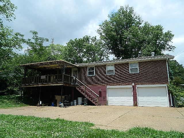 2nd image of 404 Dunailie Dr