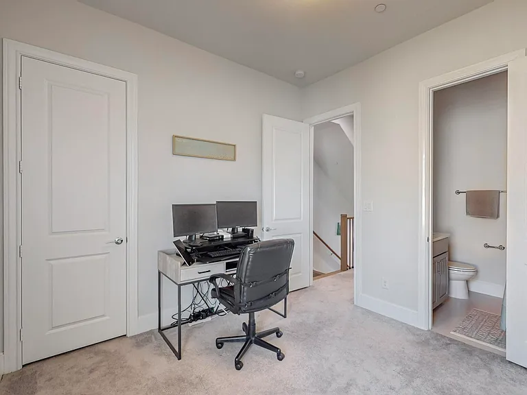 638 Dalton Ln #802 — Photo 29