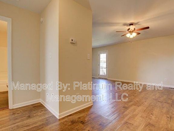 3rd image of 1718F Thistlewood Dr