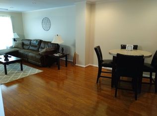 4864 Weatherhill Dr, Wilmington, DE 19808