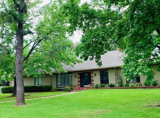 910 Crooked Oak Dr, Durant, OK 74701
