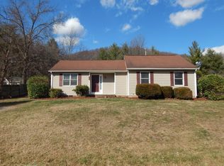 394 Round Hill Dr, Stuarts Draft, VA 24477