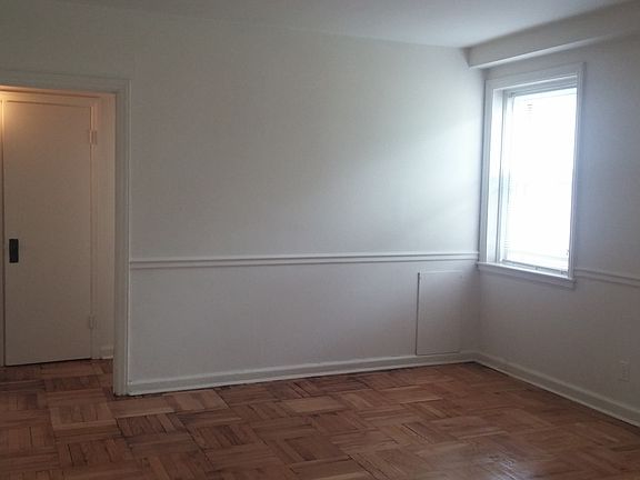 2nd image of 2603 Park Ave APT 1
