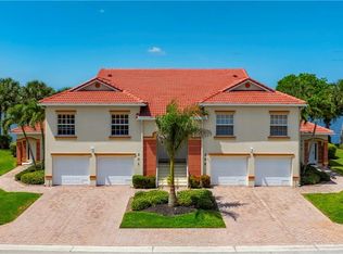 25057 Peacock Ln APT 202, Naples, FL 34114