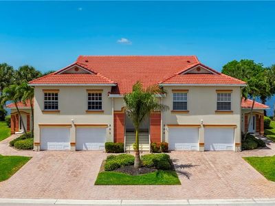 25057 Peacock Ln APT 202, Naples, FL, 34114