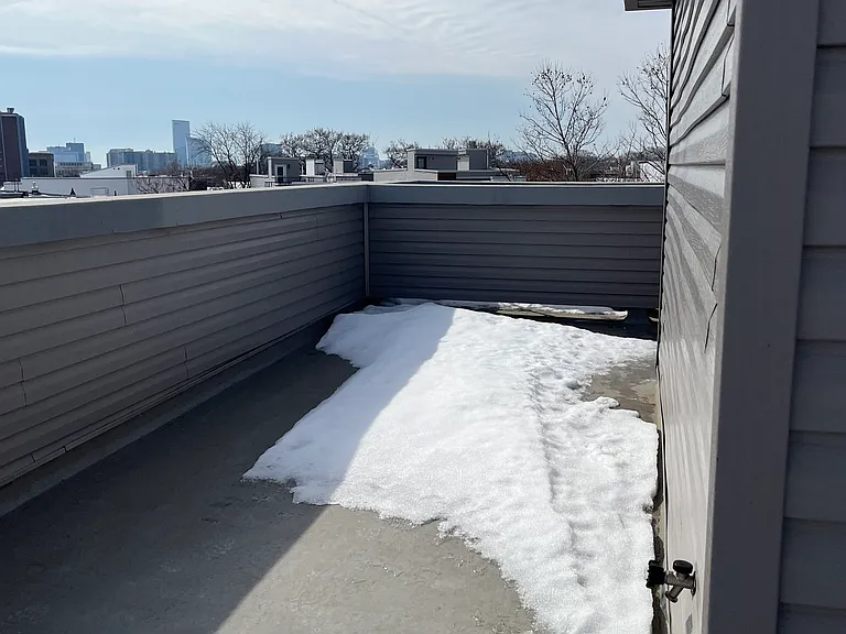 2405 Ridge Ave #2 — Photo 4