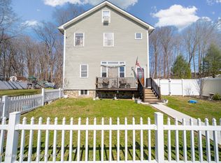 11 Grove Street, Highland, NY 12528