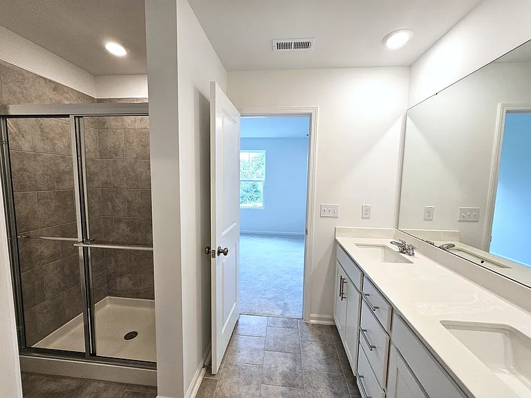 Owner's Suite - Bath