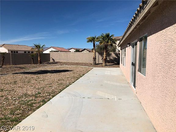 5th image of 1083 Sterling Peak St #0