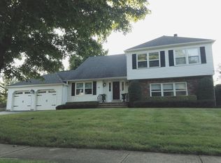 46 Damascus Dr, Marlboro, NJ 07746