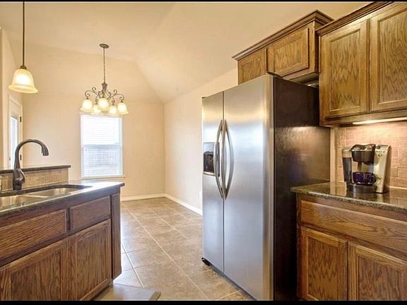 5th image of 3401 NW 161st St
