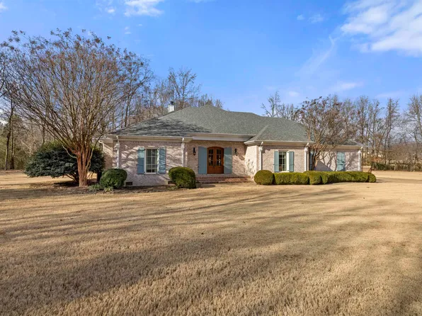 40 Somerset Cv, Arlington, TN 38002