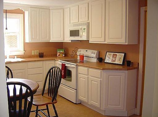 Brand new kitchen, complete with Maytag appliances