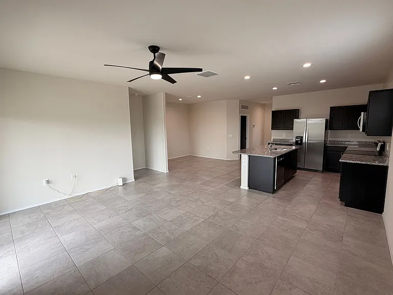 18609 W Bronco Trl — Photo 5
