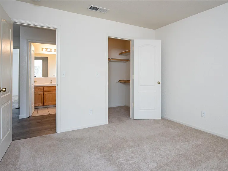 43106 Revis Cir E — Photo 22