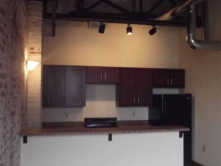 125 Inman St E #206 — Photo 11