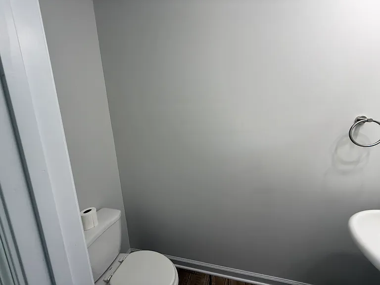 5251 Canberra Dr — Photo 2