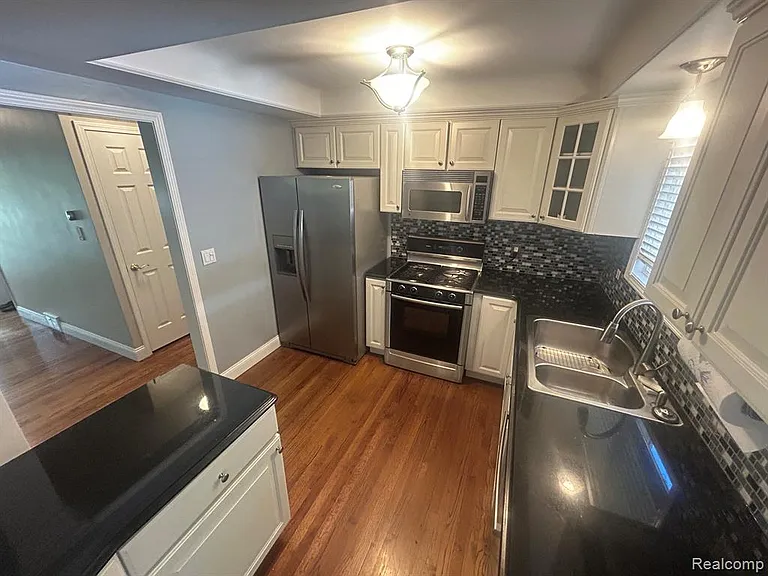 760 S Evergreen St — Photo 19