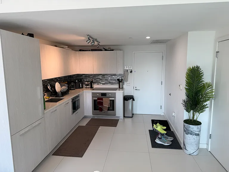 501 NE 31st St #1209 — Photo 8