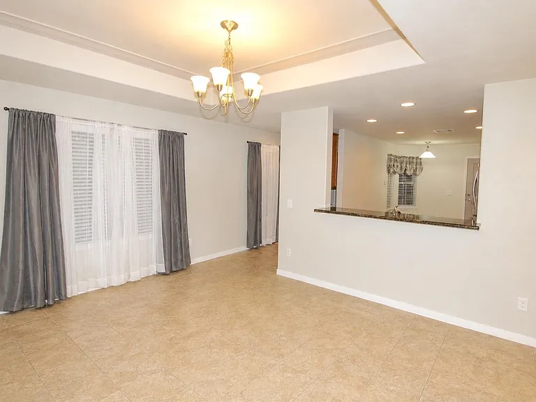 3306 Dandelion Dr — Photo 3