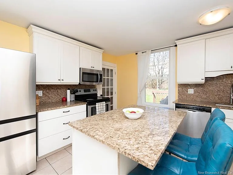 15 Allison Ave — Photo 15
