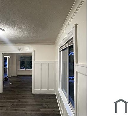 1st image of 2738 Columbus Ave