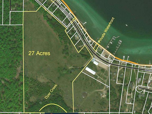 2nd image of 5052 Lakeshore Rd