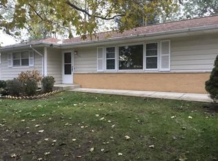 210 Sunset Dr, Clinton, MI 49236