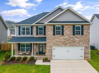 7930 Cambridge Reserve Dr, Knoxville, TN 37924