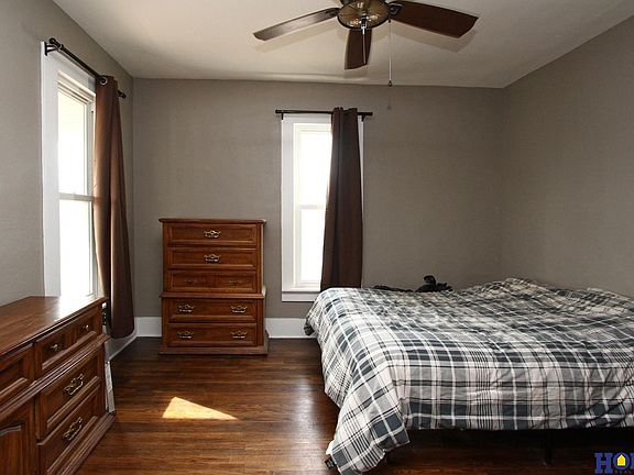 2nd image of 1842 Silver St