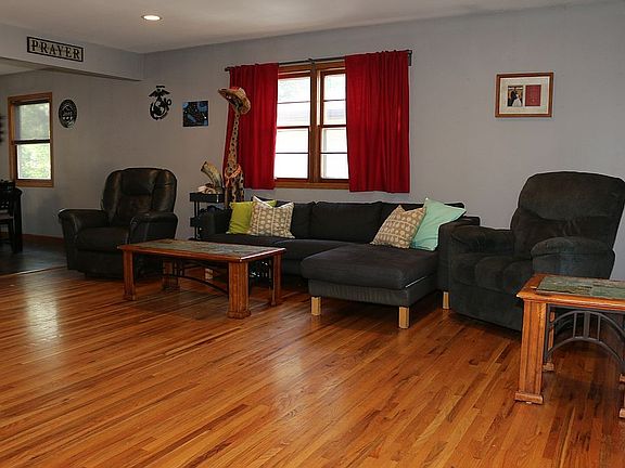 5th image of 122 S Black Eagle Dr