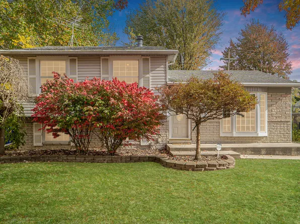 33732 Vista Way, Fraser, MI 48026