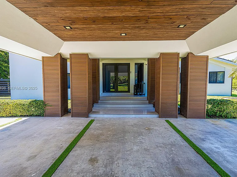 SW 89th Pl — Photo 2