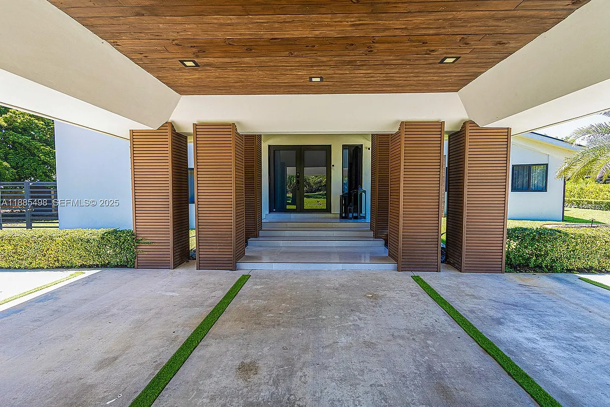 Building Photo - SW 89th Pl