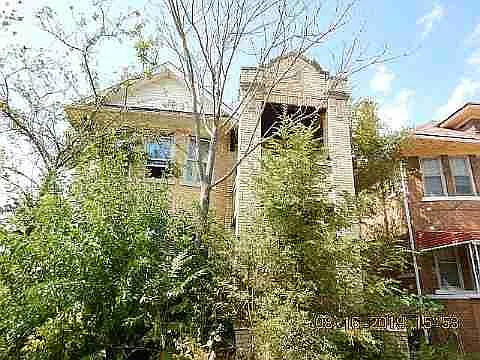 2698 Calvert