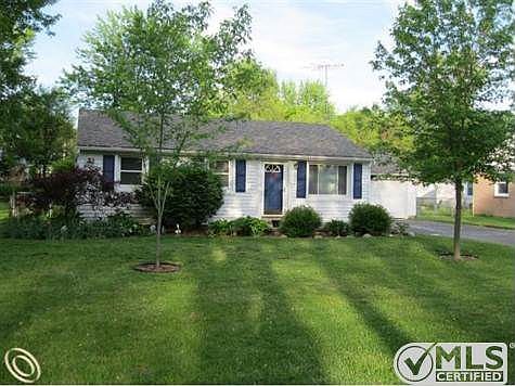 LAWRENCE CENTER FRNT.JPG
