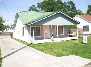 311 S 17th St, Nederland, TX 77627