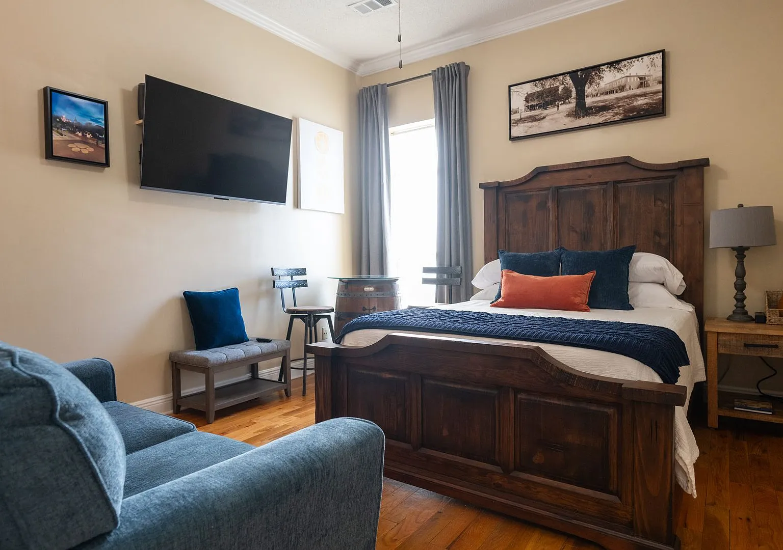 Toomer Loft — Photo 4