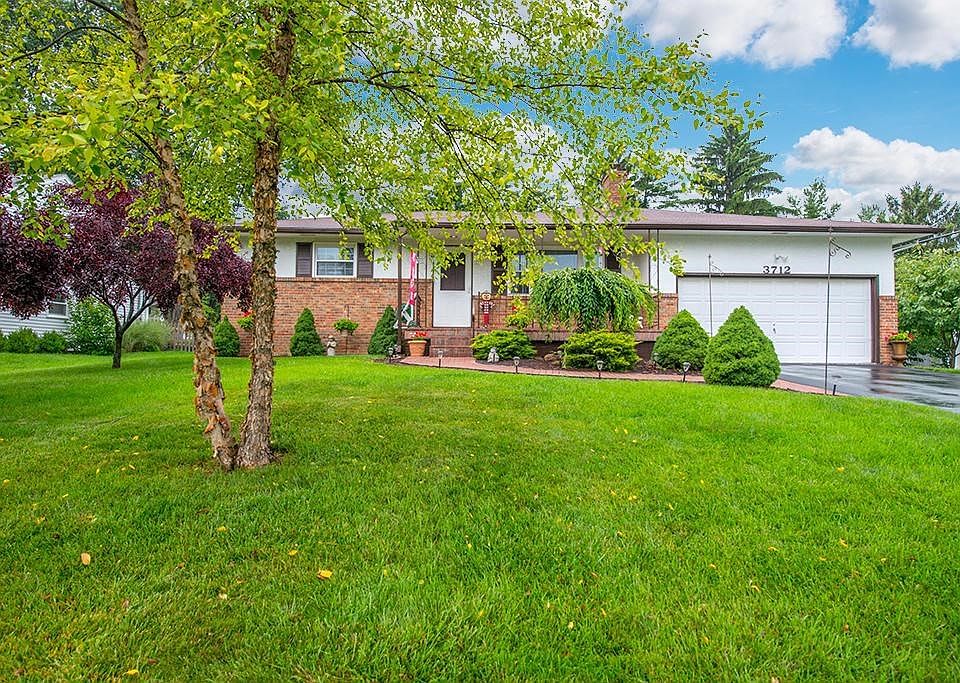 1st image of 3712 Darbyshire Dr
