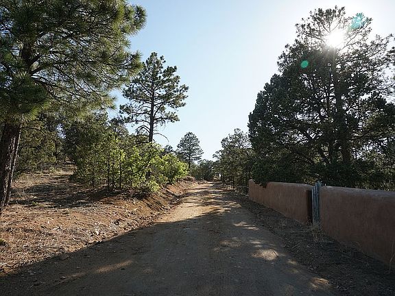 5th image of 7689B Old Santa Fe Trl