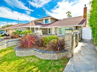 20661 Suburbia Ln, Huntington Beach, CA 92646