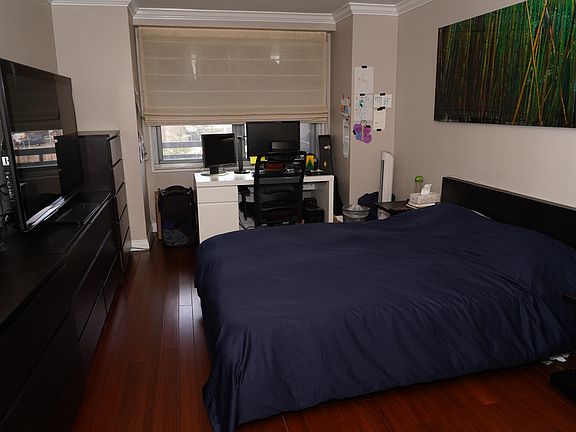 3rd image of 7025 Yellowstone Blvd APT 2C