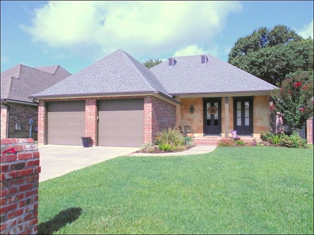 1st image of 20 Silver Cedar Ct