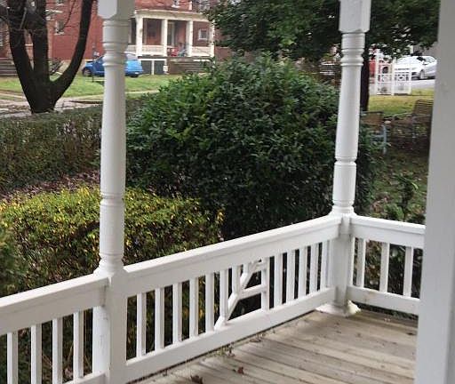 4th image of 1911 Oxford Ave SW