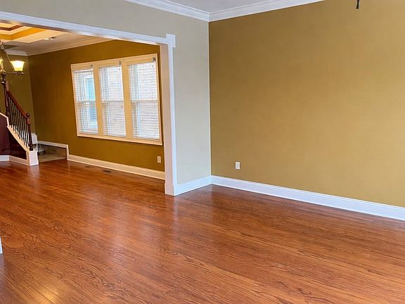 2nd image of 3023 N Mason Ave